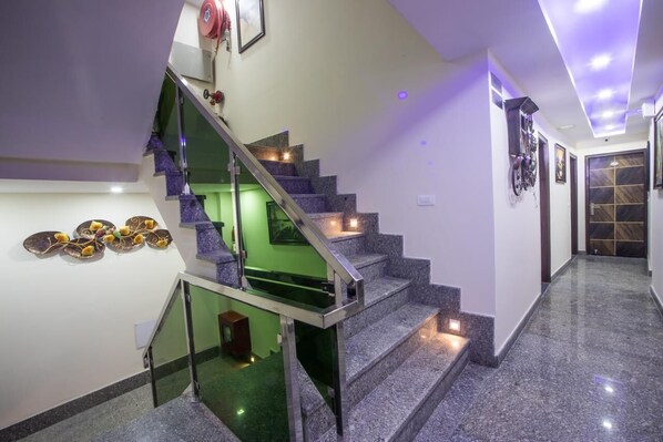 Exterior - Hotel Harsha International (New Delhi)