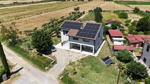 Exterior - Netik Apartment Cortona- Garden & Vineyard in Tuscany (Vallone Pip)