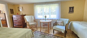 Cottage surrounded by peaceful nature in Tegneby | SE09146