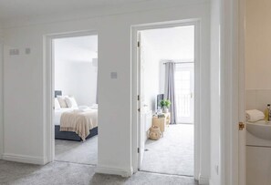 Unclassified image, 3 of 38, button