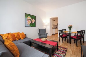 Apartment, 1 Bedroom | Living room