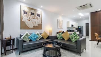 Villa, Patio | Living area