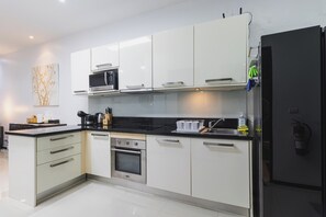 Vila, varanda | Cozinha privada