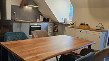 Kühlschrank, Ofen, Herdplatte, Geschirrspüler