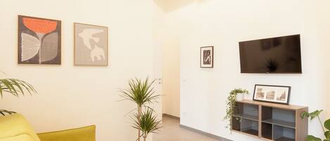 Apartment | Living area