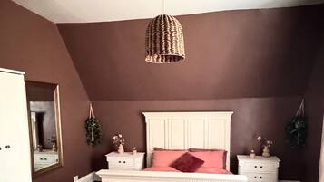 3 camere, ferro/asse da stiro, Wi-Fi gratuito, lenzuola