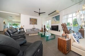 Living area - SeaView Villa Private Pool Table V195 (Rawai)