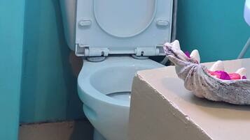 Handdukar, tvÄl och toalettpapper