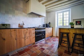 Microondas, horno, tostadora