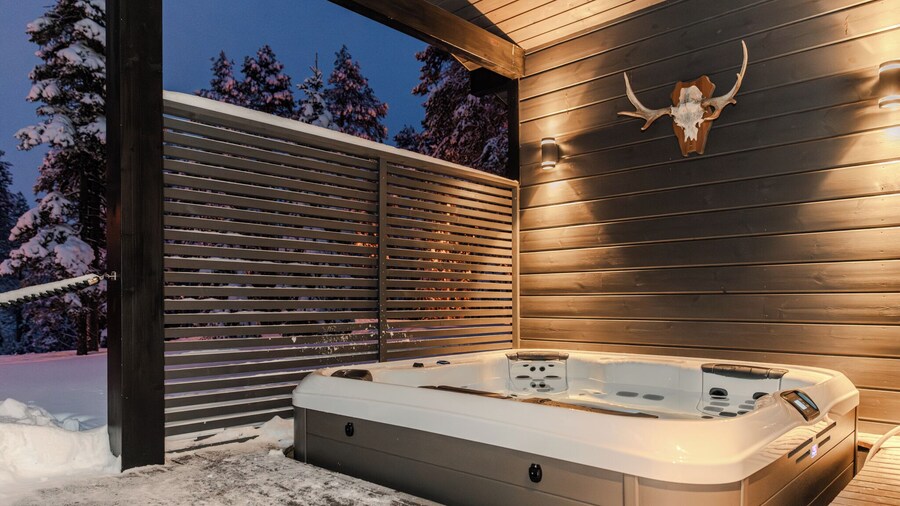 Rukan Villa Ailo - Modern Villa with Sauna, Jacuzzi & Scenic Views