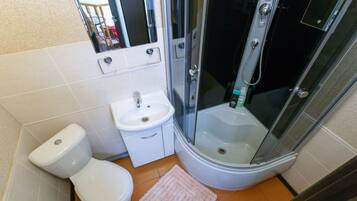 Comfort Cottage, Courtyard View | Bathroom