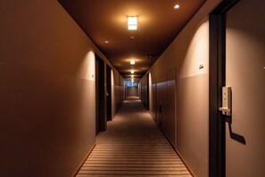 Hallway - Tokyu Stay Shibuya Ebisu (Tokyo)