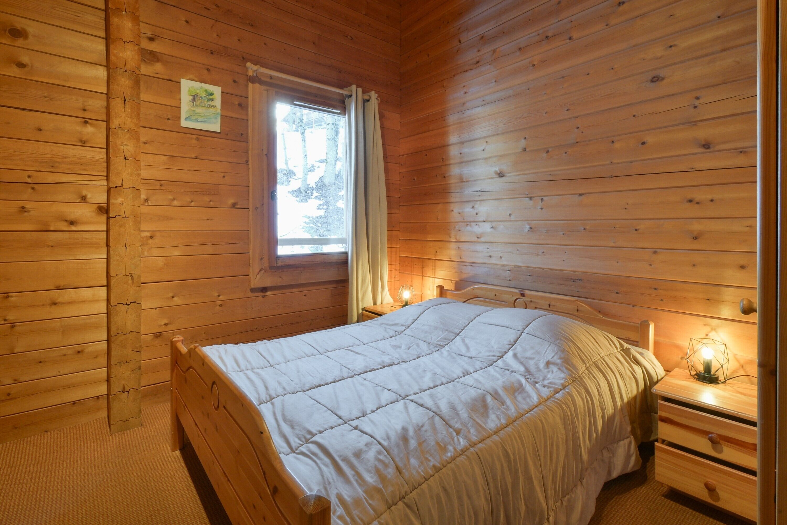 5 bedrooms, iron/ironing board, WiFi