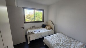 2 chambres, fer et planche Ă repasser, accĂšs Ă Internet