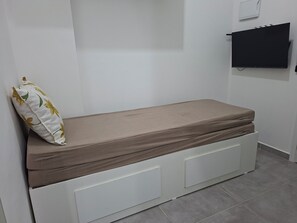 1 habitación, wifi y ropa de cama
