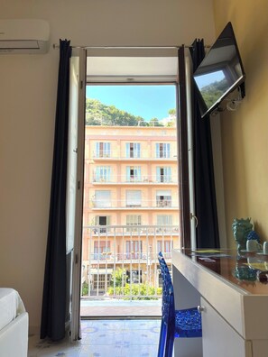 Superior Double Room, Balcony, City View