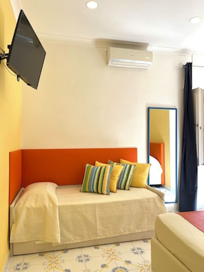 Standard Triple Room, City View | Free WiFi