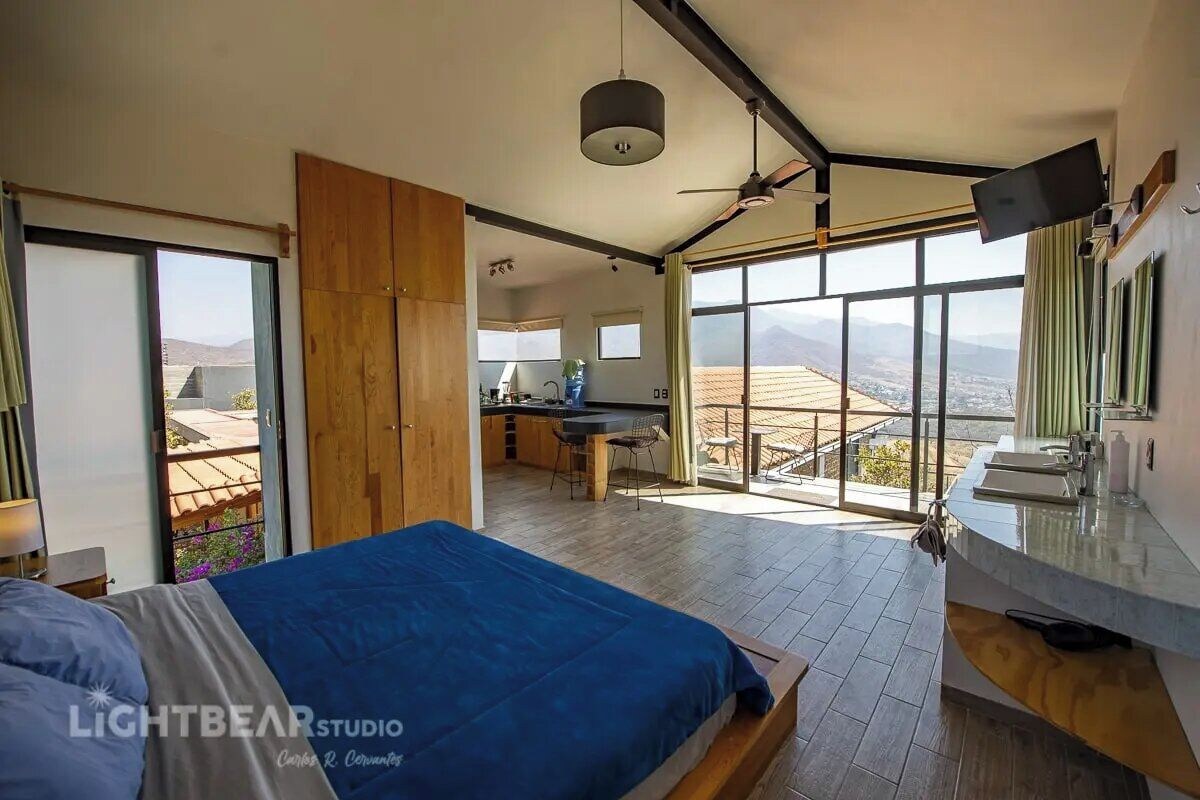 Loft, vistas a la ciudad (UTOPIA LOFT BOUTIQUE) | Cortinas opacas, tabla de planchar con plancha, wifi gratis