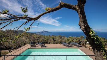 Piscine extérieure, piscine chauffée