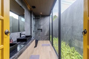 Villa | Bathroom - 2BR with Pool and Full Kitchen V253 (Sa Khu)