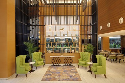 레몬 트리 프리미어 나비 뭄바이