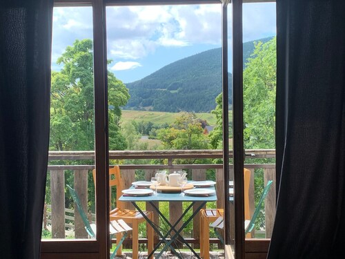 Studio for 5 people, near village and ski shuttle