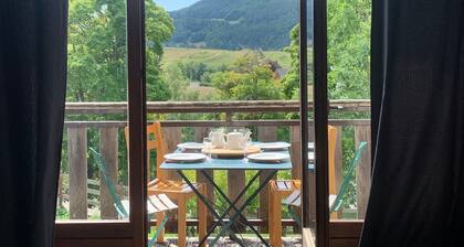 Studio for 5 people, near village and ski shuttle