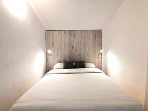 1 chambre, accès Internet, draps fournis