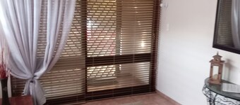 Cool 1-bedroom apartment in Brakpan