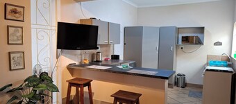 Cool 1-bedroom apartment in Brakpan