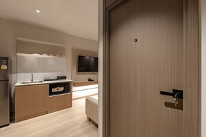 Family Room, 2 Bedrooms