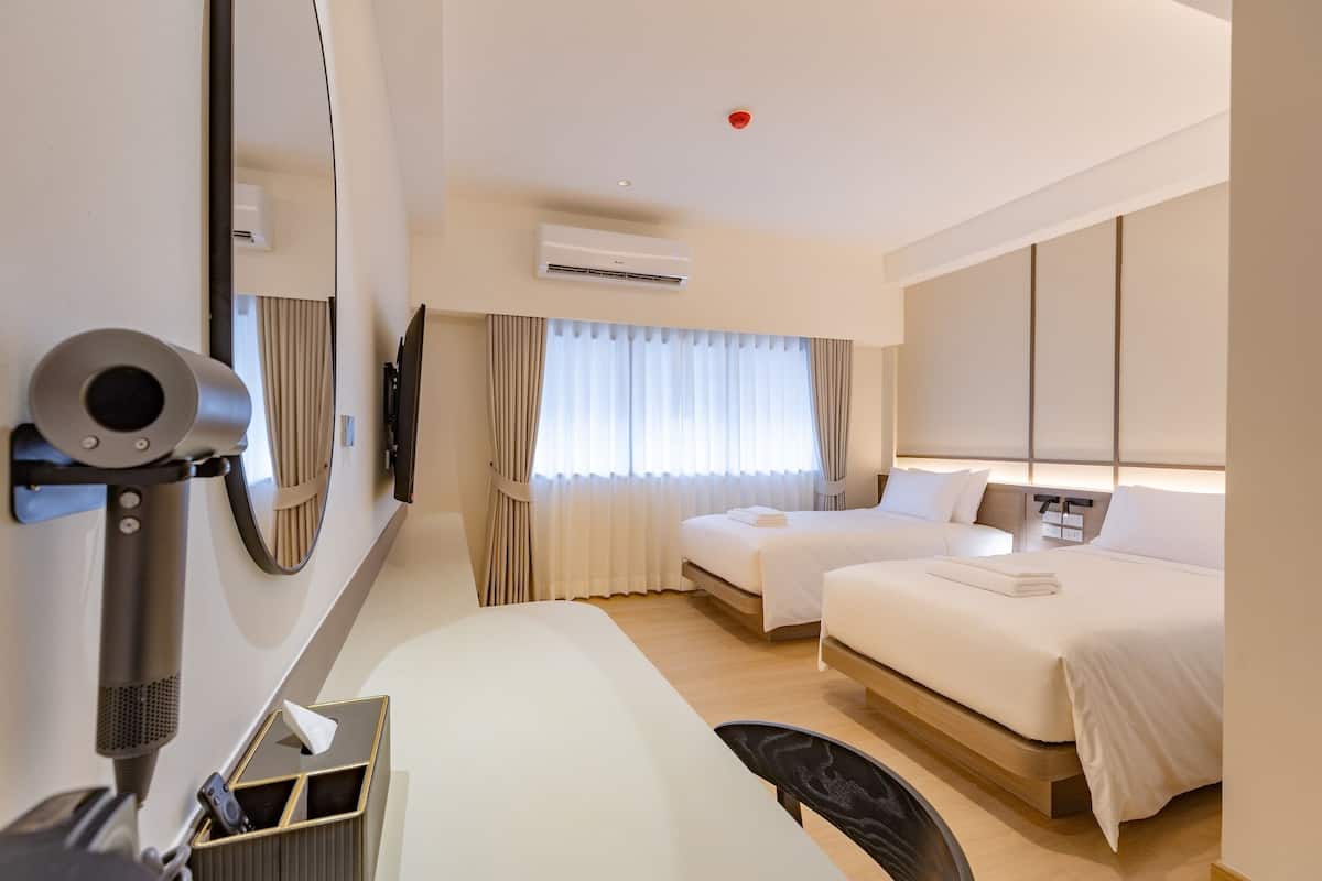 In-room safe, desk, free WiFi, bed sheets