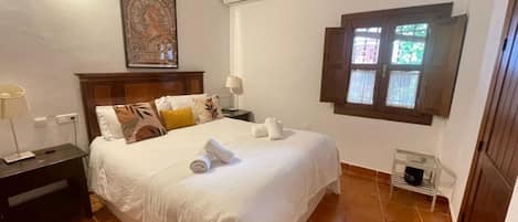 1 bedroom, Internet, bed sheets