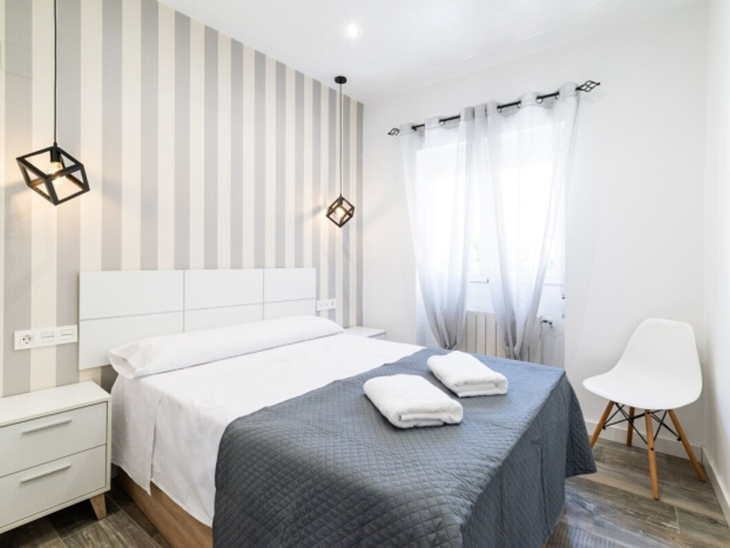 3 chambres, accès Internet, draps fournis