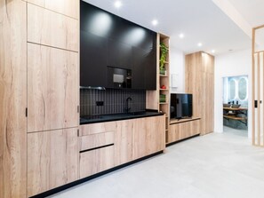 Fridge, microwave, coffee/tea maker, toaster