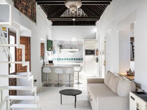 Fireplace - Apartment in Granada with private pool and air conditioning (Granada)