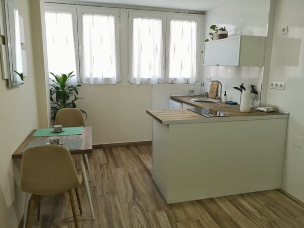 Fridge, microwave, coffee/tea maker
