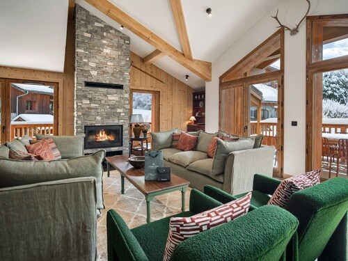 New ski-in apartment for 10 people with sauna