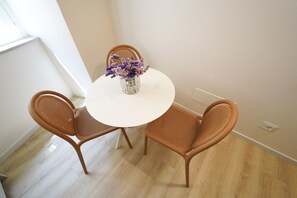 تناول الطعام