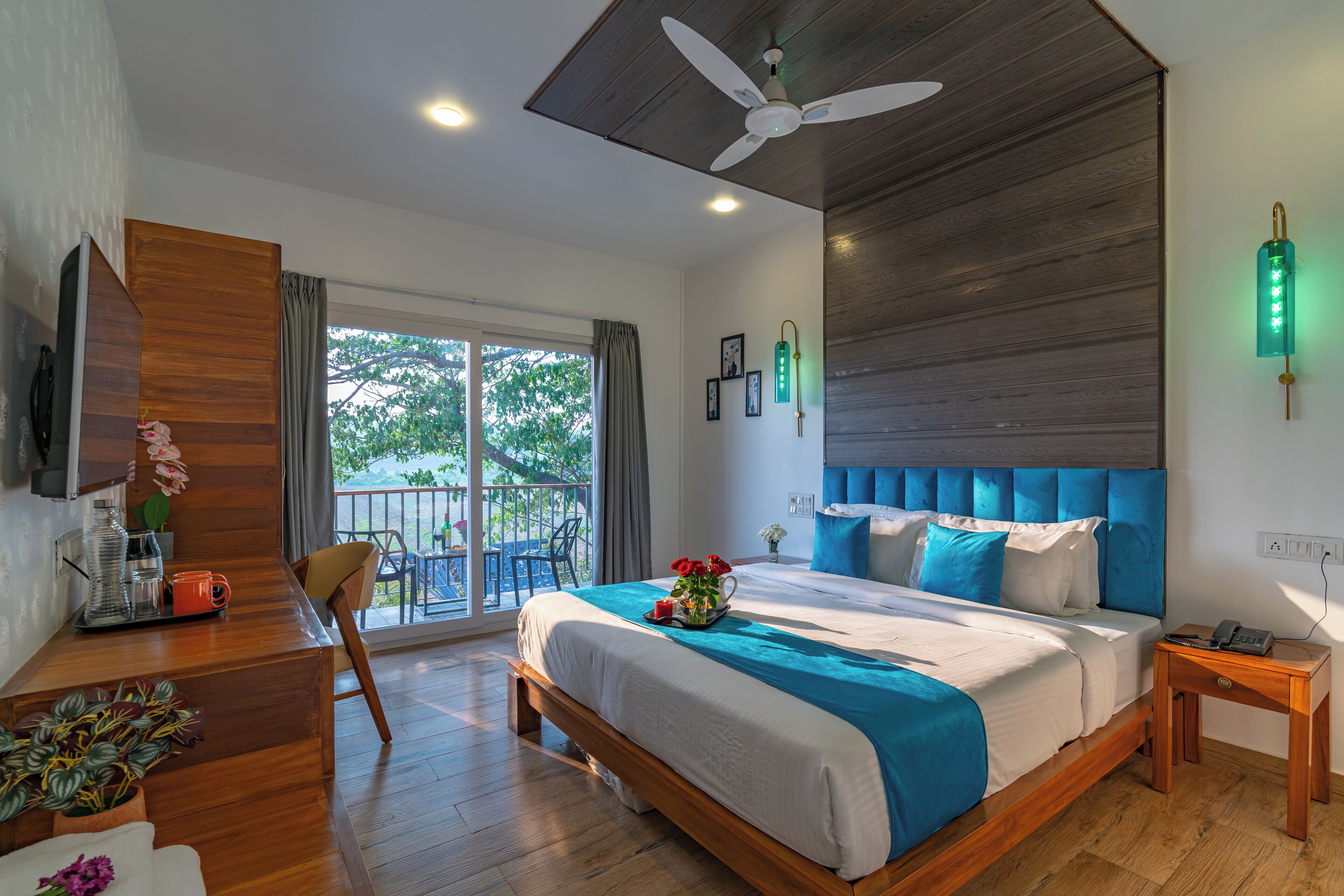 Phòng Deluxe, 1 giường đôi | Bộ trải giường bằng vải cotton Ai Cập, bộ đồ giường cao cấp 