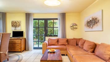 Fernseher, DVD-Player, Stereoanlage