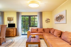 TV, DVD player, stereo