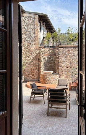 Interior. Camera d’arte (Volta Mantovana) - Stanza in Foresteria a due passi da Garda Lake