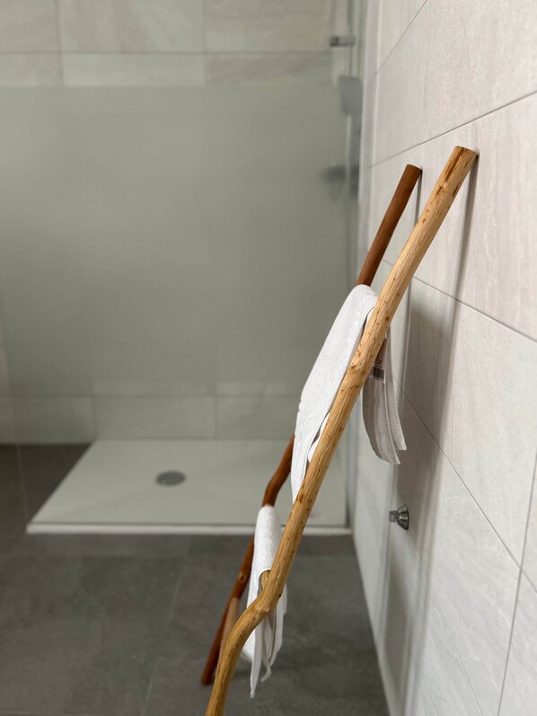 Hair dryer, towels, soap, shampoo - Stanza d'epoca (Volta Mantovana) Stanza in dimora two steps from Lake Garda (Volta Mantovana)