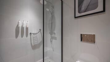 Regadera, regadera tipo lluvia, amenidades de baño gratuitas