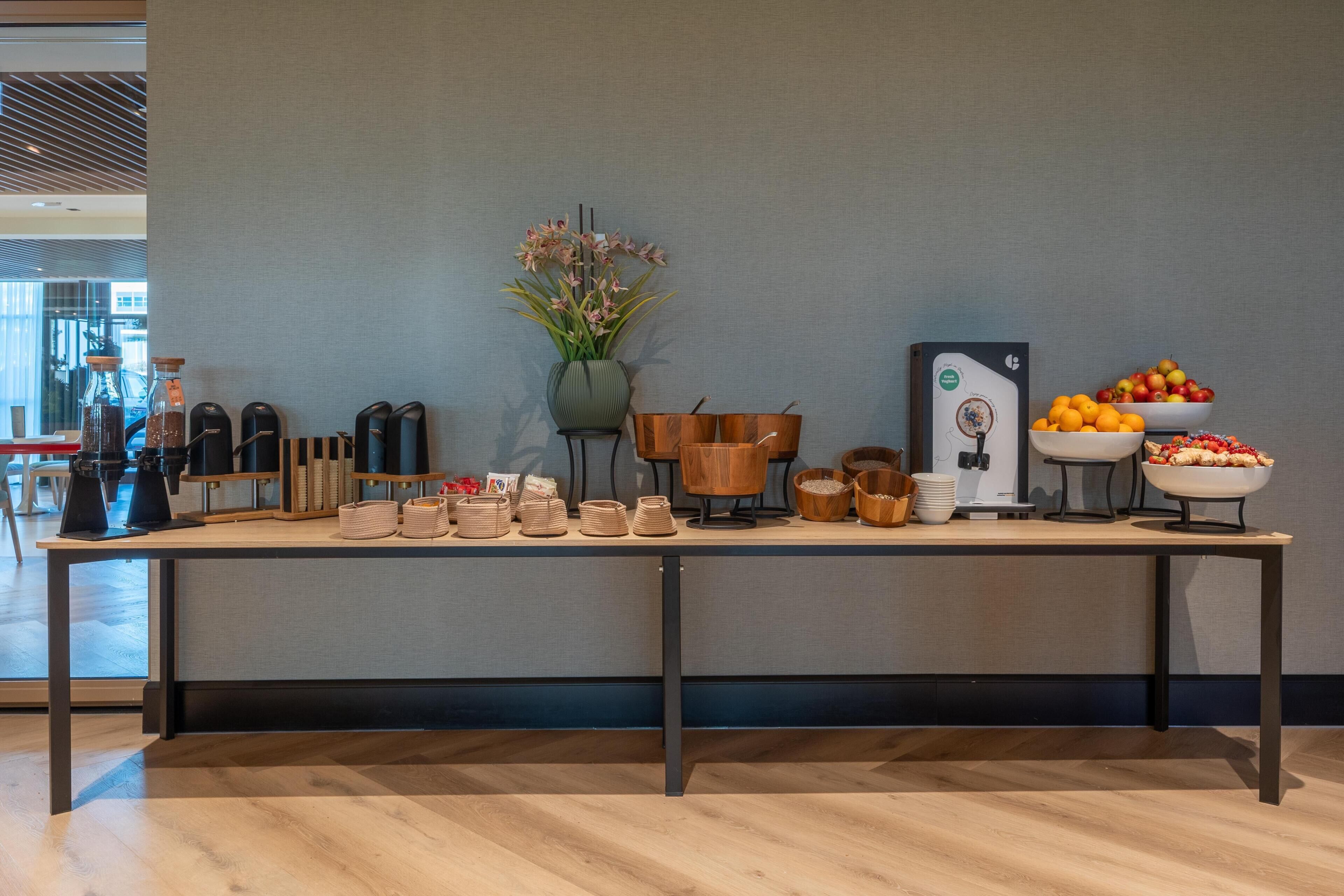 Desayuno buffet todos los días (con cargo)