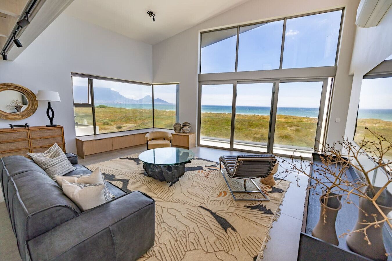 Ocean 9 - Beachfront Lodge - Parklands