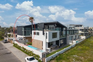 Exterior - Ocean View Lodge @ Ocean 9 (Cape Town)