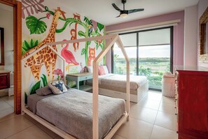 4 bedrooms, desk, travel crib, free WiFi