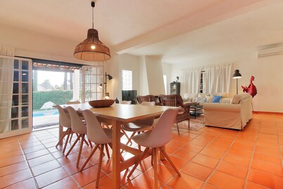 Welcome to your dream escape in PT-Lisbon, a quiet and green residential area